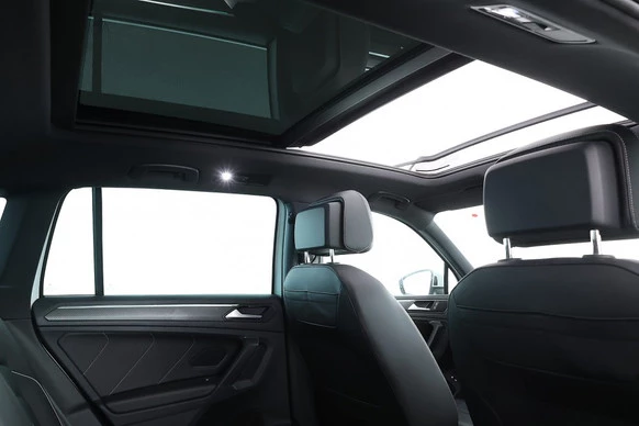 Volkswagen Tiguan - Afbeelding 15 van 30