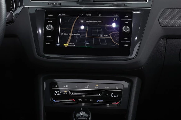 Volkswagen Tiguan - Afbeelding 17 van 30