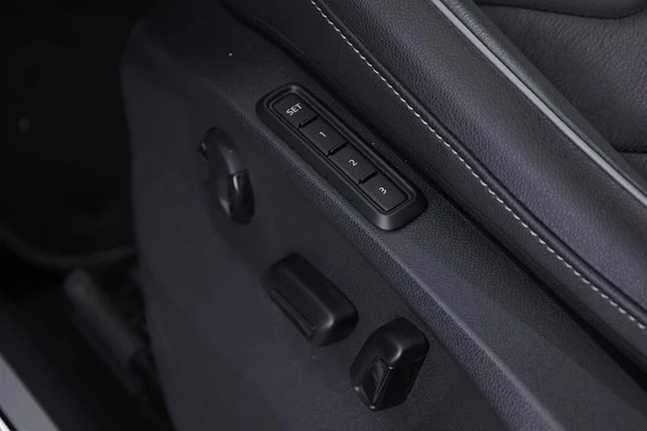 Volkswagen Tiguan - Afbeelding 23 van 30