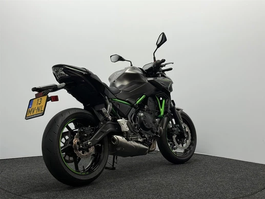 Kawasaki Z650 - Afbeelding 15 van 18