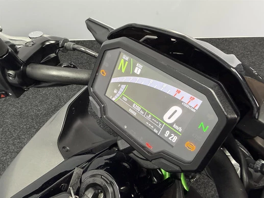 Kawasaki Z650 - Afbeelding 17 van 18