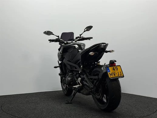 Yamaha MT 09 - Afbeelding 12 van 16