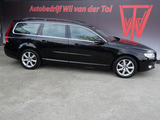 Volvo V70 - Afbeelding 1 van 23