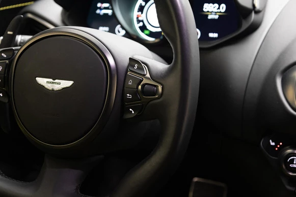 Aston Martin V8 Vantage - Afbeelding 26 van 30