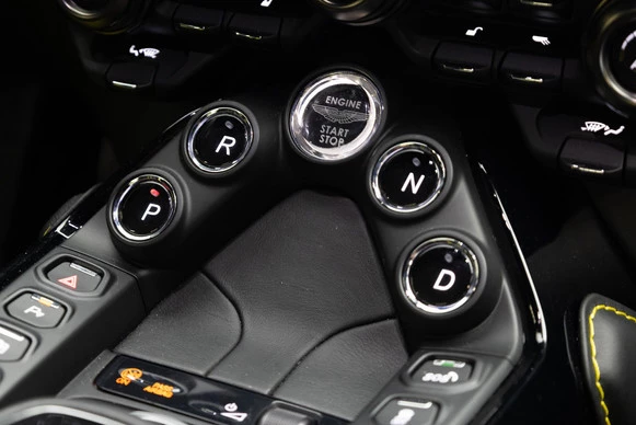 Aston Martin V8 Vantage - Afbeelding 27 van 30