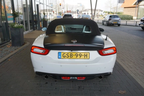 Fiat 124 Spider - Afbeelding 5 van 26