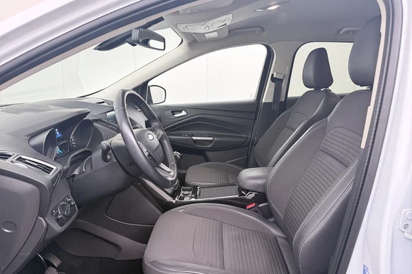 Ford Kuga - Afbeelding 10 van 30