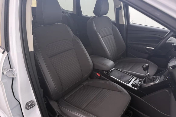 Ford Kuga - Afbeelding 14 van 30