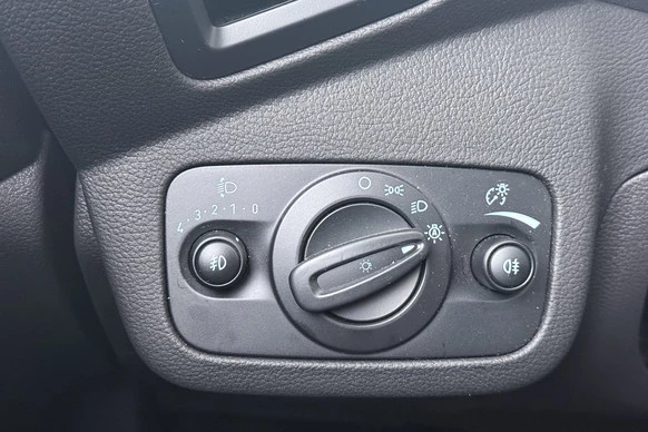 Ford Kuga - Afbeelding 17 van 30