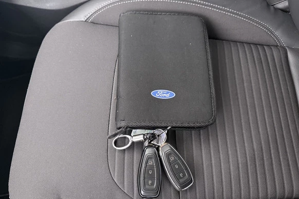 Ford Kuga - Afbeelding 30 van 30