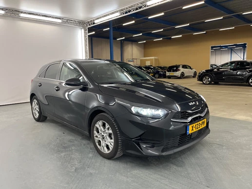 Kia Ceed - Afbeelding 2 van 13