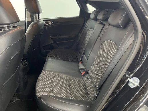 Kia Ceed - Afbeelding 9 van 13