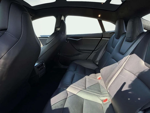Tesla Model S - Afbeelding 14 van 23