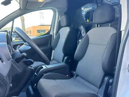 Peugeot Partner - Afbeelding 2 van 22