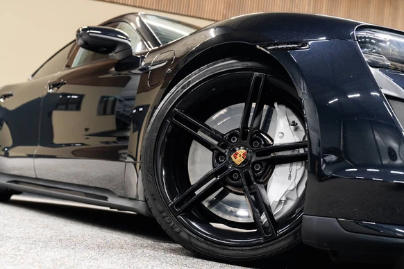 Porsche Taycan - Afbeelding 11 van 30