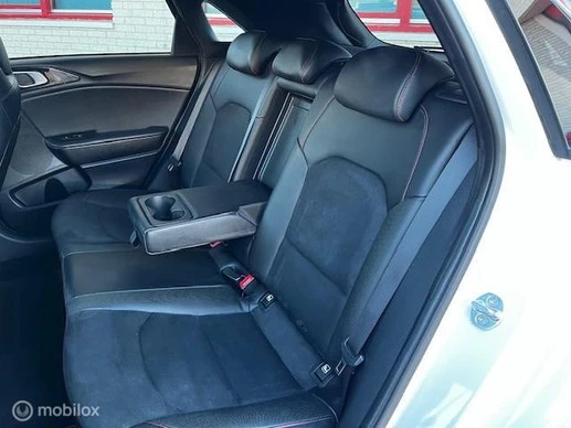 Kia Ceed - Afbeelding 10 van 22