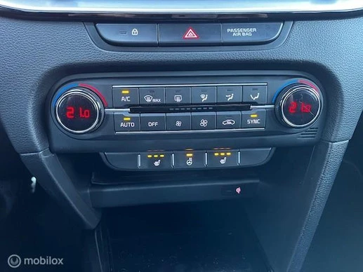 Kia Ceed - Afbeelding 13 van 22