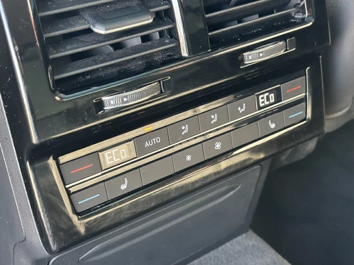 Volkswagen Touareg - Afbeelding 8 van 30