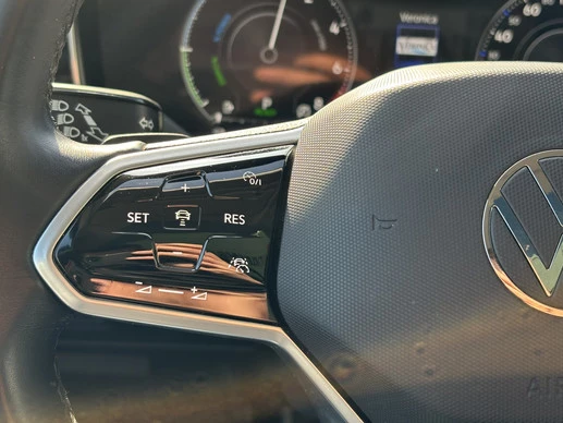 Volkswagen Touareg - Afbeelding 15 van 30