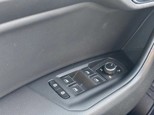 Volkswagen Touareg - Afbeelding 21 van 30