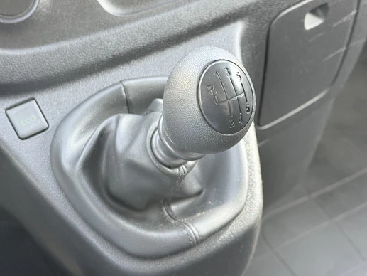 Renault Trafic - Afbeelding 17 van 19