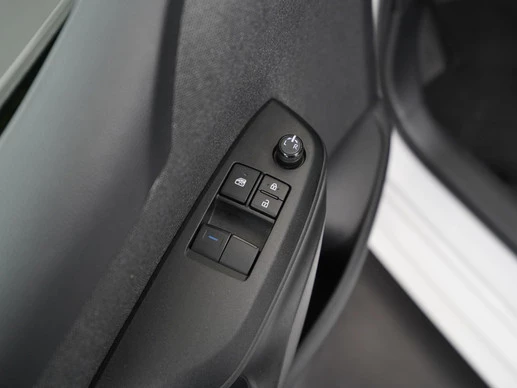 Toyota Yaris - Afbeelding 29 van 30