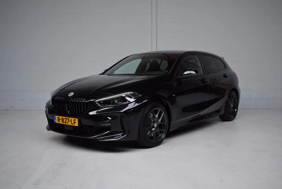 BMW 1 Serie - Afbeelding 1 van 30
