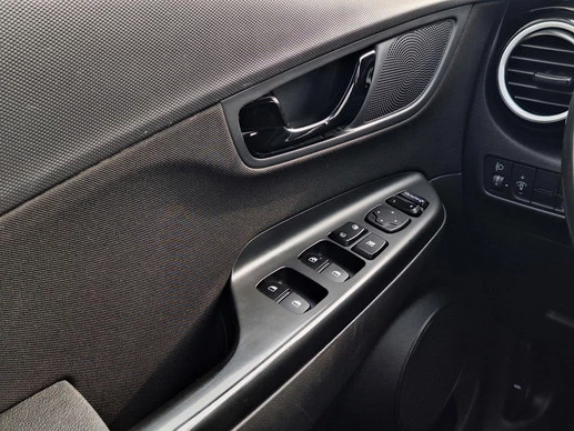 Hyundai Kona - Afbeelding 28 van 30