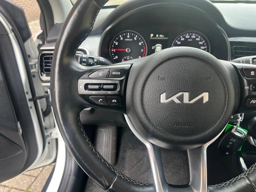 Kia Stonic - Afbeelding 16 van 26