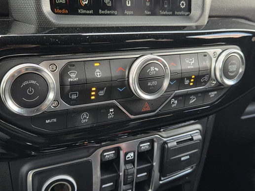 Jeep Wrangler - Afbeelding 18 van 30