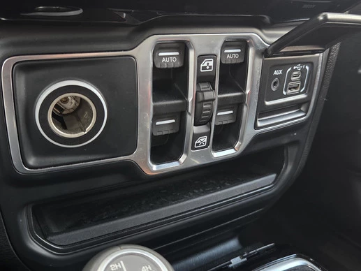 Jeep Wrangler - Afbeelding 19 van 30