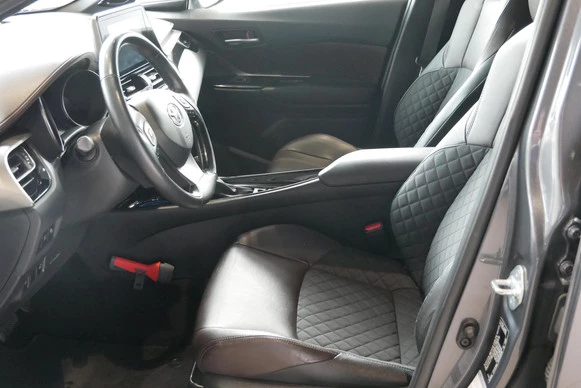 Toyota C-HR - Afbeelding 9 van 30