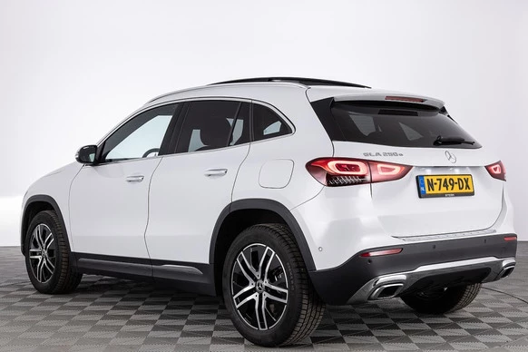 Mercedes-Benz GLA - Afbeelding 2 van 30