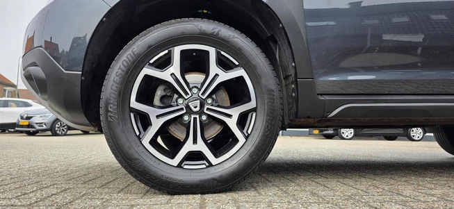 Dacia Duster - Afbeelding 14 van 30