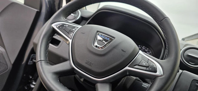 Dacia Duster - Afbeelding 16 van 30