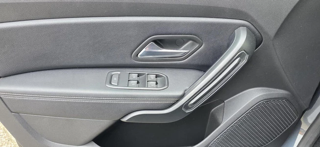 Dacia Duster - Afbeelding 27 van 30