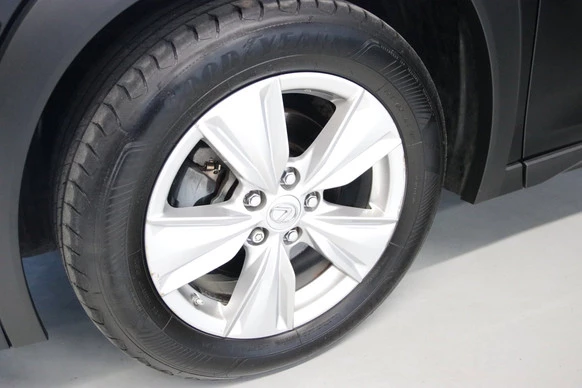 Lexus UX - Afbeelding 4 van 30