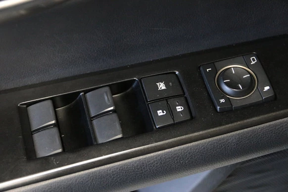 Lexus UX - Afbeelding 19 van 30