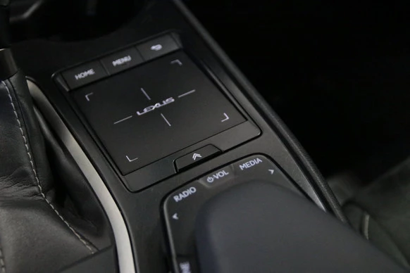 Lexus UX - Afbeelding 22 van 30