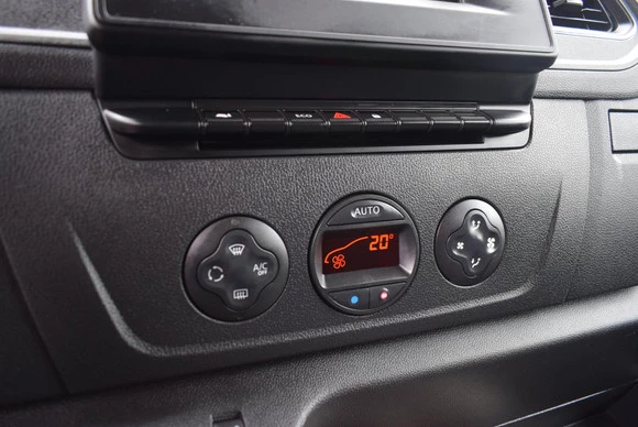 Nissan NV400 - Afbeelding 15 van 19