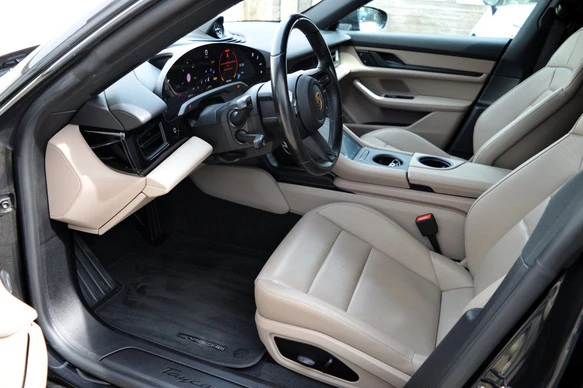 Porsche Taycan - Afbeelding 7 van 30