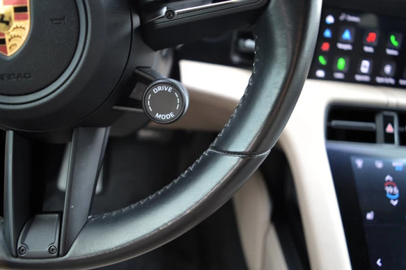 Porsche Taycan - Afbeelding 15 van 30