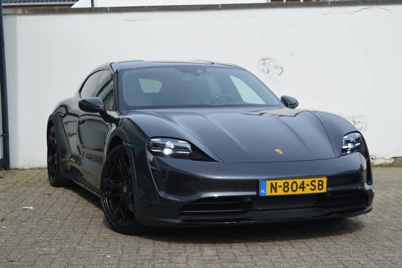 Porsche Taycan - Afbeelding 27 van 30