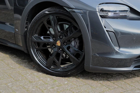 Porsche Taycan - Afbeelding 30 van 30