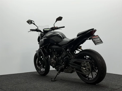 Yamaha MT 07 - Afbeelding 11 van 18