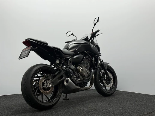 Yamaha MT 07 - Afbeelding 15 van 18
