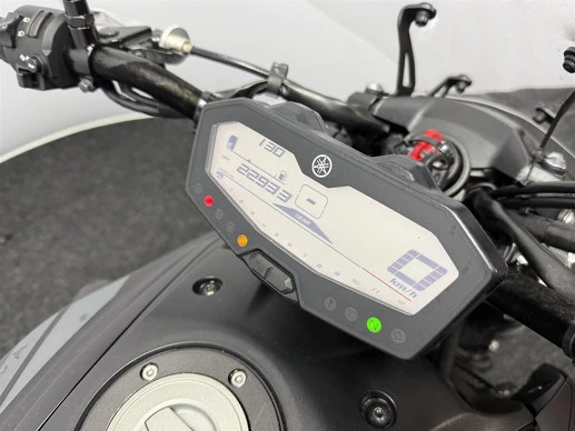 Yamaha MT 07 - Afbeelding 17 van 18