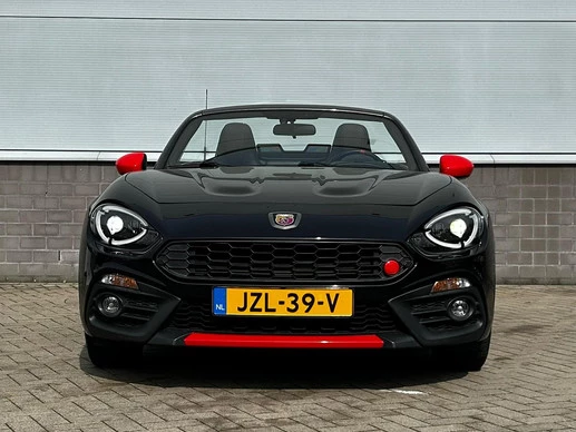 Fiat 124 Spider - Afbeelding 3 van 30