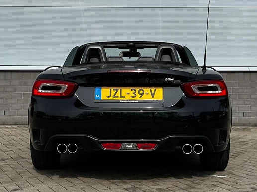 Fiat 124 Spider - Afbeelding 11 van 30