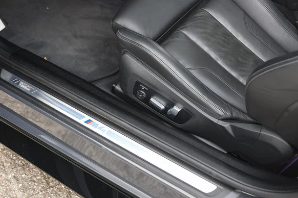BMW M4 - Afbeelding 11 van 30
